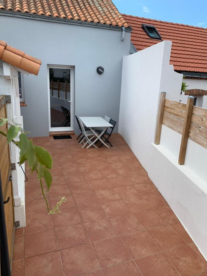 Ker Mawen Apartment ปอร์นิก ภายนอก รูปภาพ